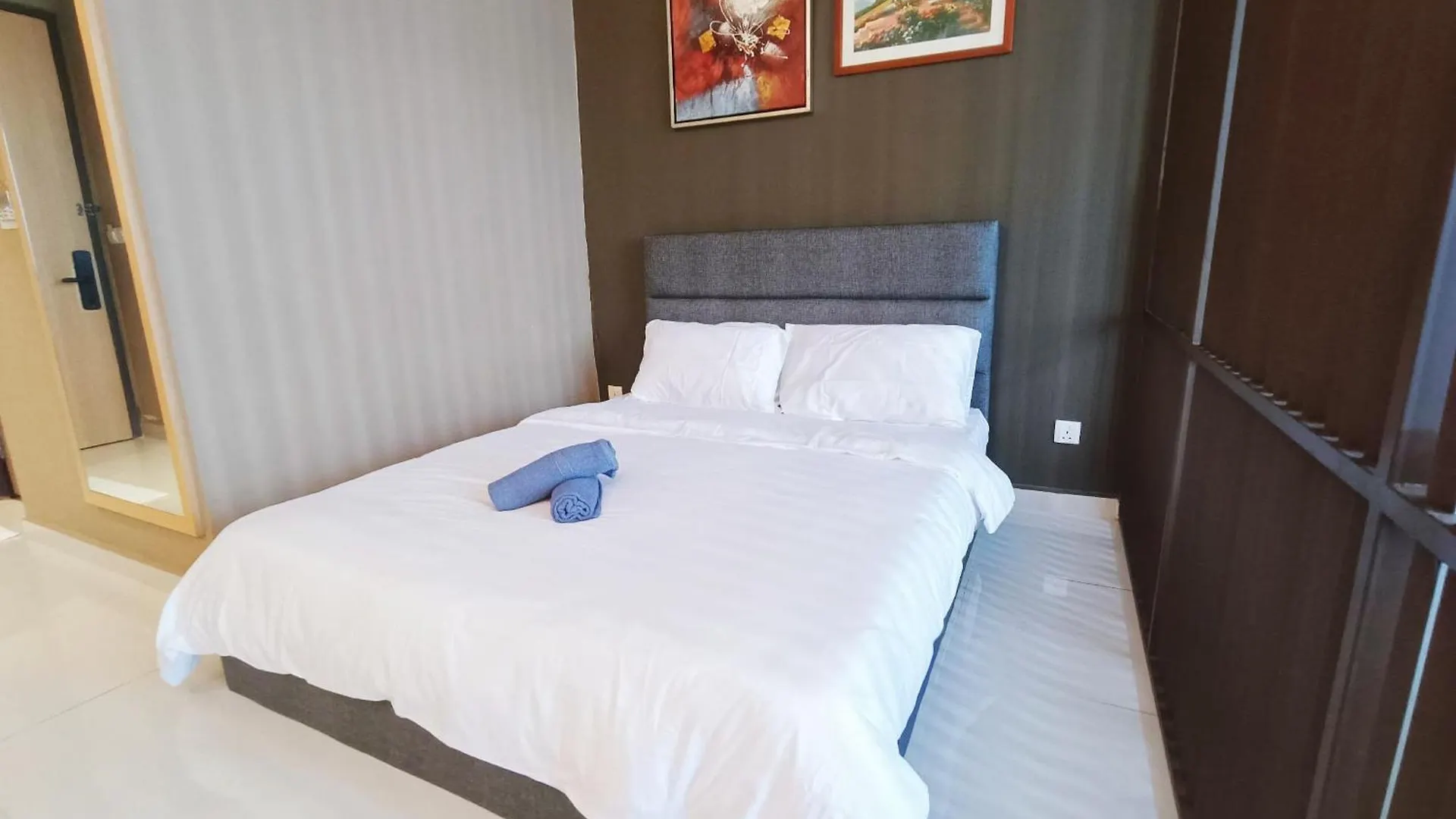 Pines Studio Melaka Private Suites Apartament